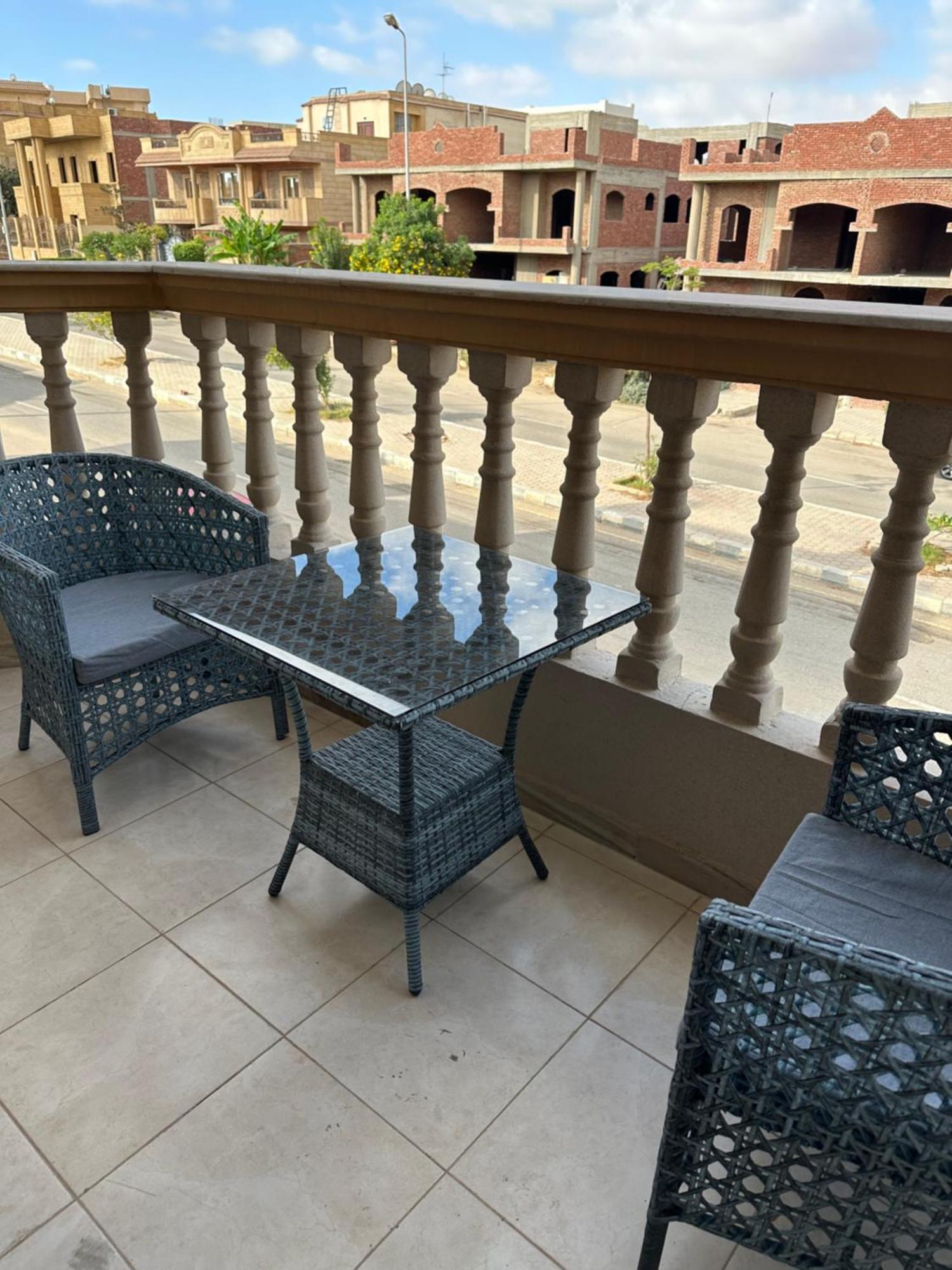 Apartment Eng01-luxury Hotel-style In East Of The Academy New Cairo
