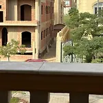 Eng01-Luxury Hotel-Style Apartment In Villa East Of The Academy New Cairo