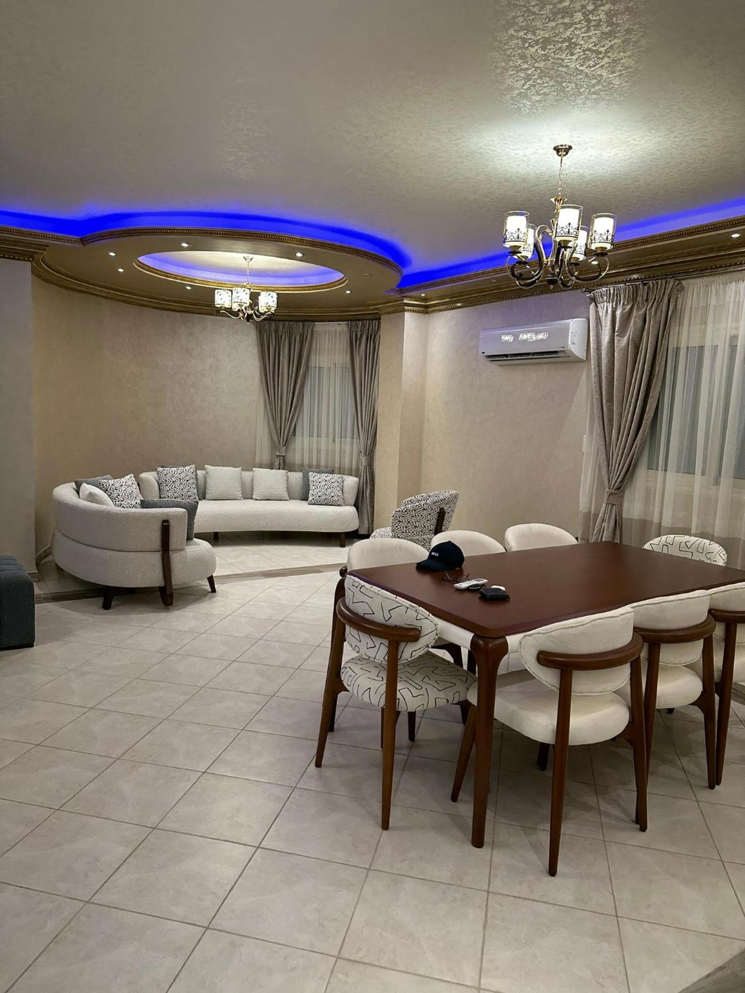 Eng01-luxury Hotel-style In East Of The Academy New
